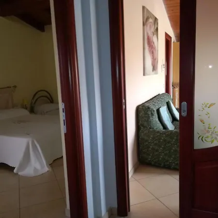 Al Ciclamino ベッド・アンド・ブレックファスト 3*